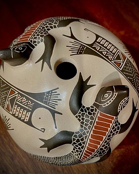 Mata Ortiz Village Pottery -&nbsp;Little Lizards by Oscar Ramirez