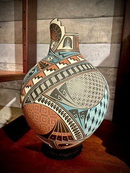 Mata Ortiz Village Pottery -&nbsp;Large Dragonfly by Claudia Ledezma Loya